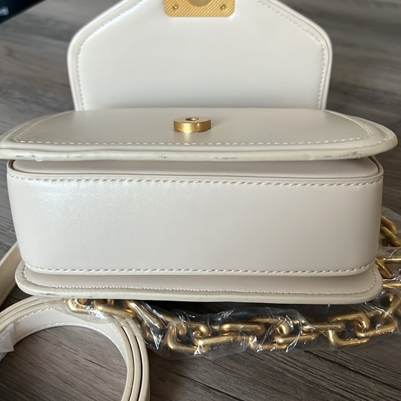 Zara Cross body bag with metal handle trim - Picture 10 of 10